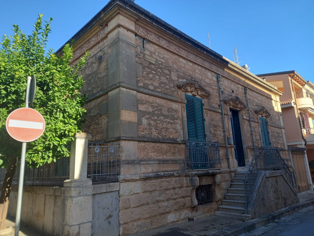 CASA LIBERTY CON CORTILE